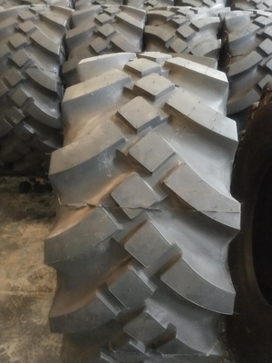13.6-16 Farm Implement Agricultural Tractor Tires Heat Resistant Cut Resistant